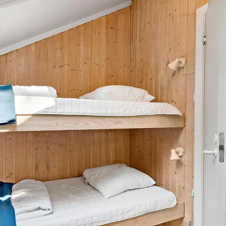 3 Bedroom Amazing In Дом отдыха Store Fuglede
